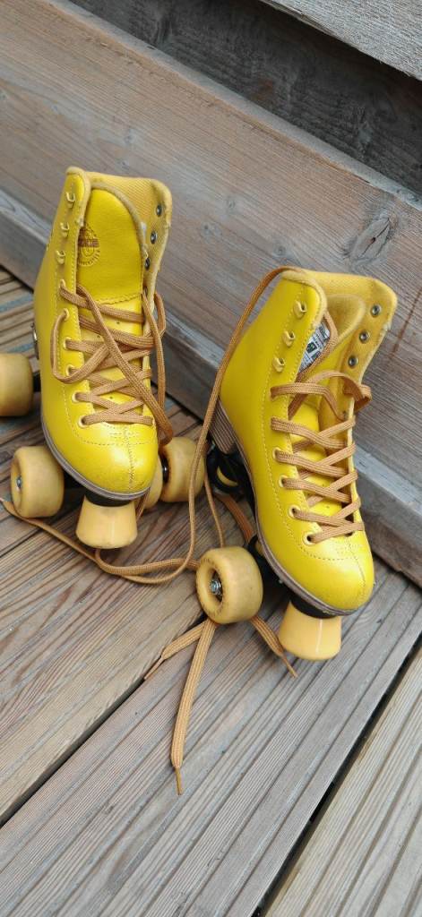 Yellow Roller skates size junior 1 UK