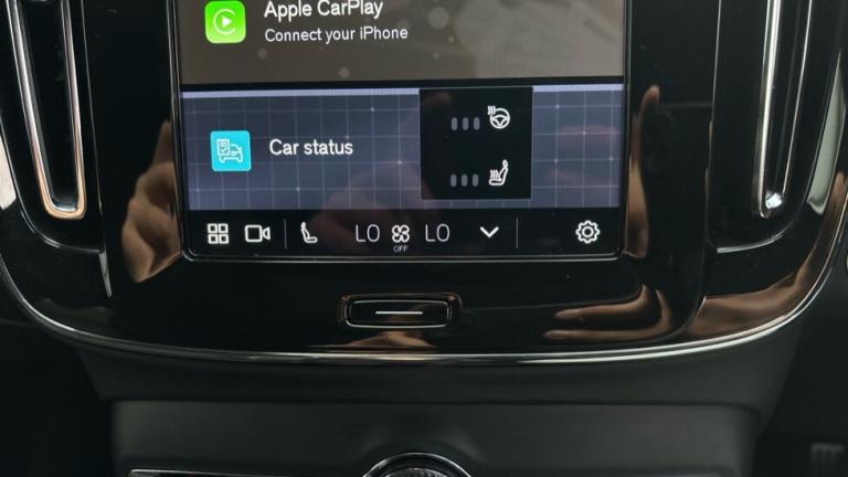 2025 Volvo XC40 Ultra, B4 Mild hybrid, Petrol, Dark Estate Petrol Automatic