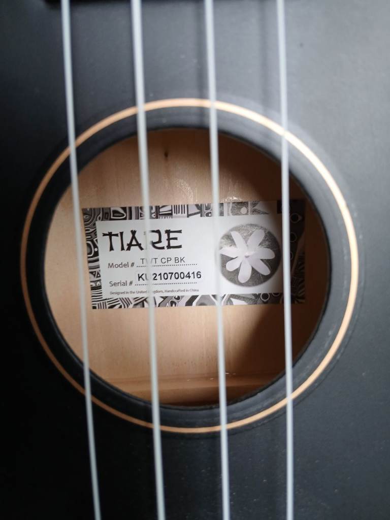 UKULELE COMBO