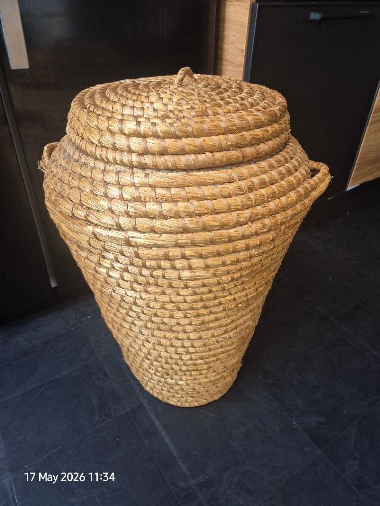 Indian snake basket with handles ( laundry basket) 