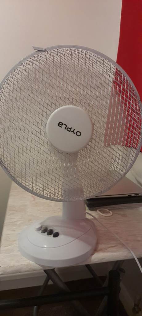 Table fan for immediate sale working condition
