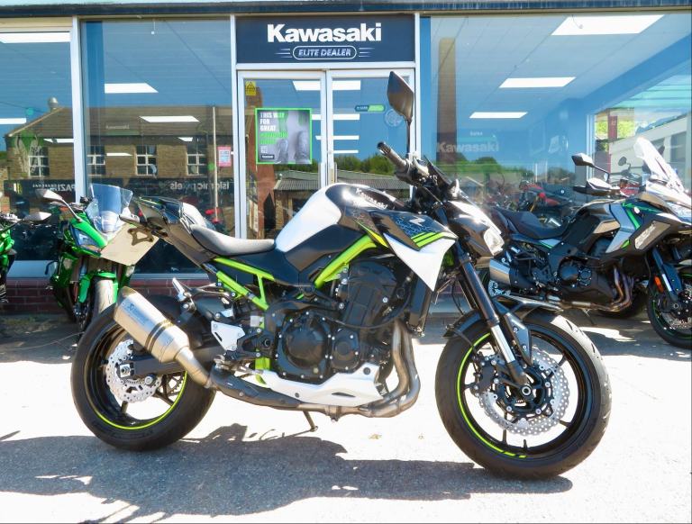 KAWASAKI Z900 PERFORMANCE EDITION
