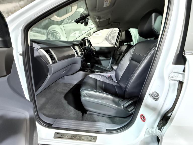 2016 Ford Ranger 2.2 TDCi Limited 1 Auto 4WD Euro 5 4dr PICK UP Diesel Automatic