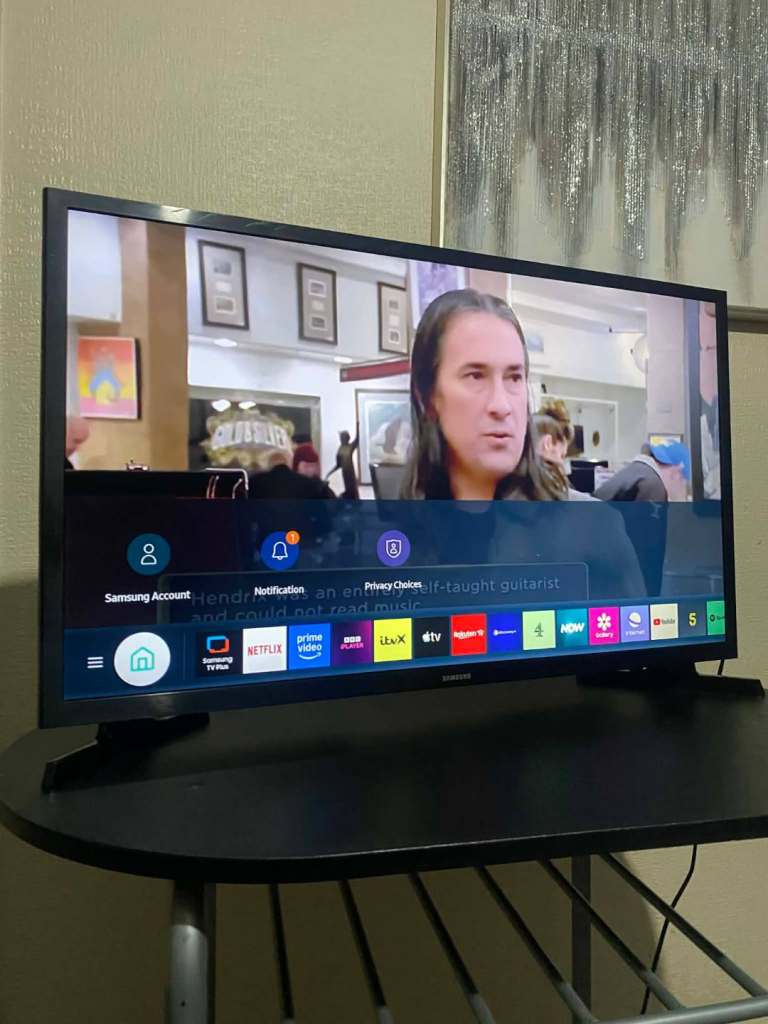 32"SAMSUNG SMART WIFI LED TV PERFECT WORKING 70£