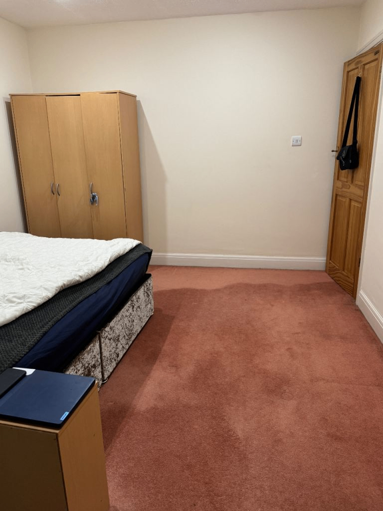 Spacious & Cosy Double Room for Rent HA2 9RN