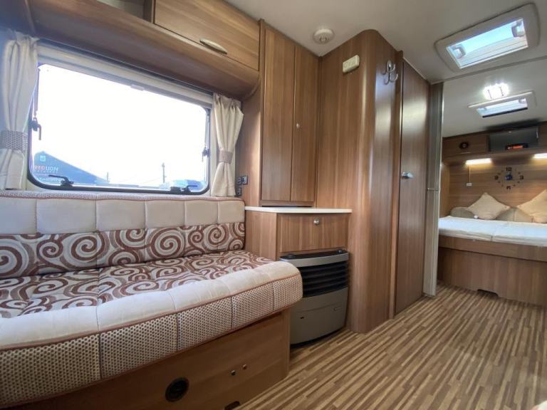 2013 ADRIA ALTEA TRENT 4 BERTH LUXURY TOURING CARAVAN