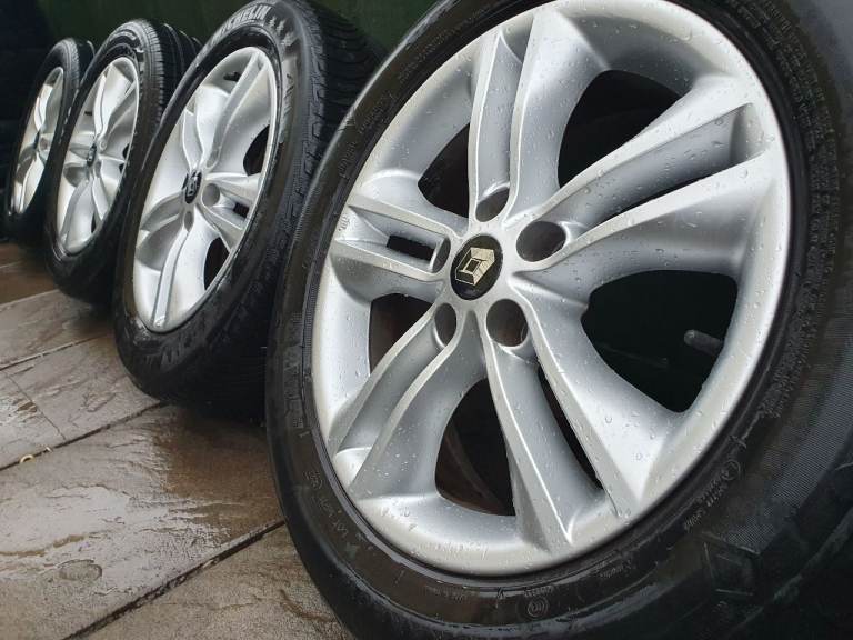 17"ALLOY WHEELS FOR RENAULT TRAFIC 2014-2025, VAUXHALL VIVARO 2014-2019 in very good condition