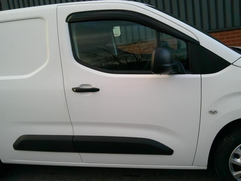 VAUXHALL COMBO 1.6 Turbo D 2300 Sportive 2020
