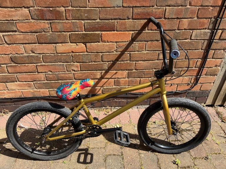 Gold BMX, collection from Wollaton 