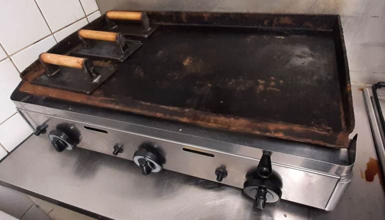 Catering Gas Griddle 3 Burner with Presses