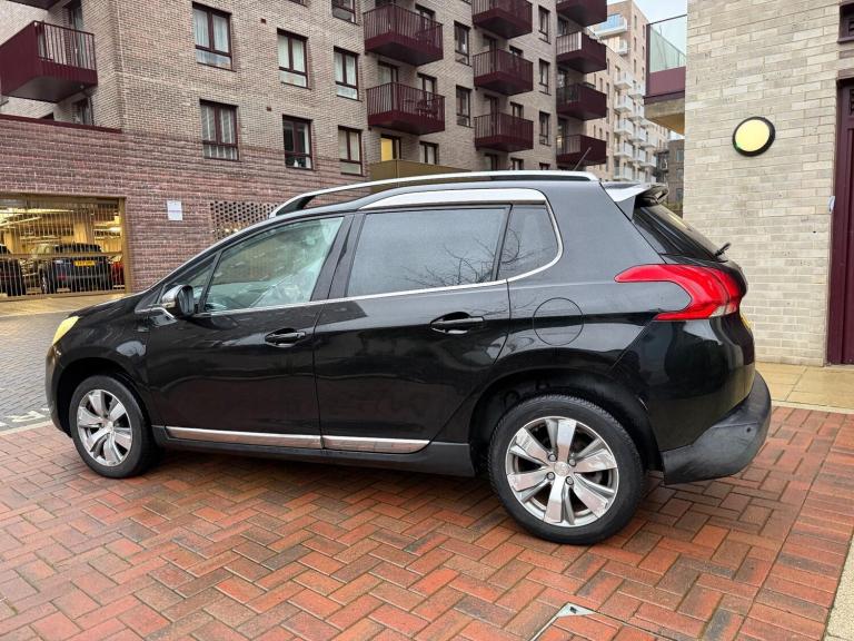 2015 Peugeot 2008 1.2 VTi Allure 5dr HATCHBACK PETROL Manual