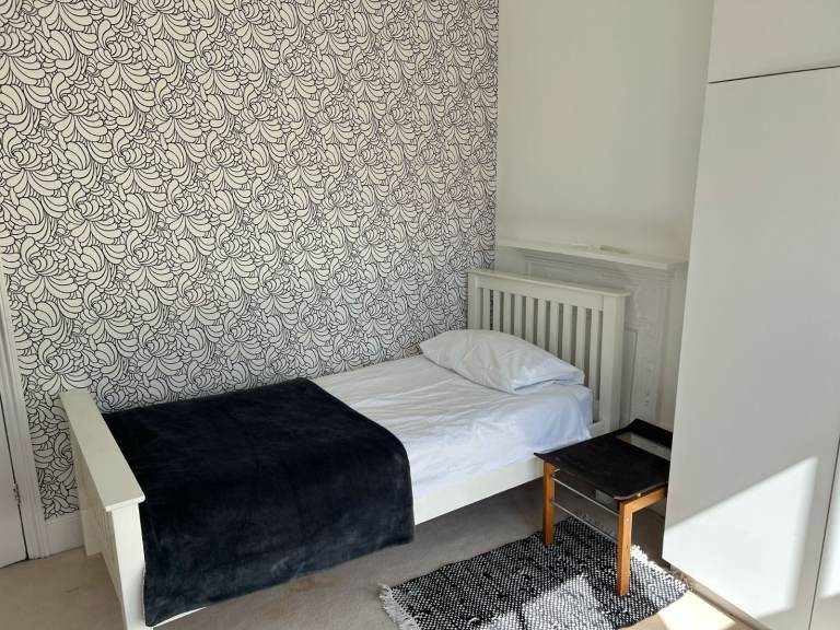 IKEA White Single Bed Frame – Good Condition