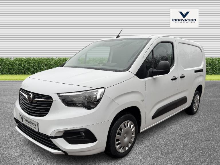 2022 Vauxhall Combo 1.5 Turbo D 2300 Sportive L2 H1 Euro 6 6dr PANEL VAN Diesel Manual