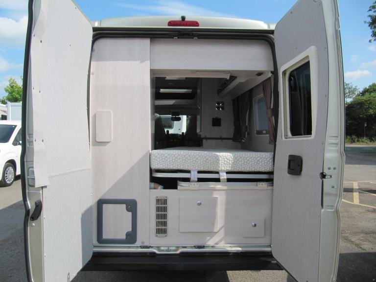 Auto-Sleepers Kingham DIESEL MANUAL 2019/19