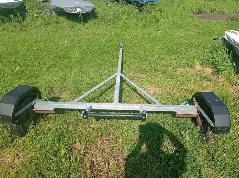 Laser dinghy trailer (to fit T frame trolley)