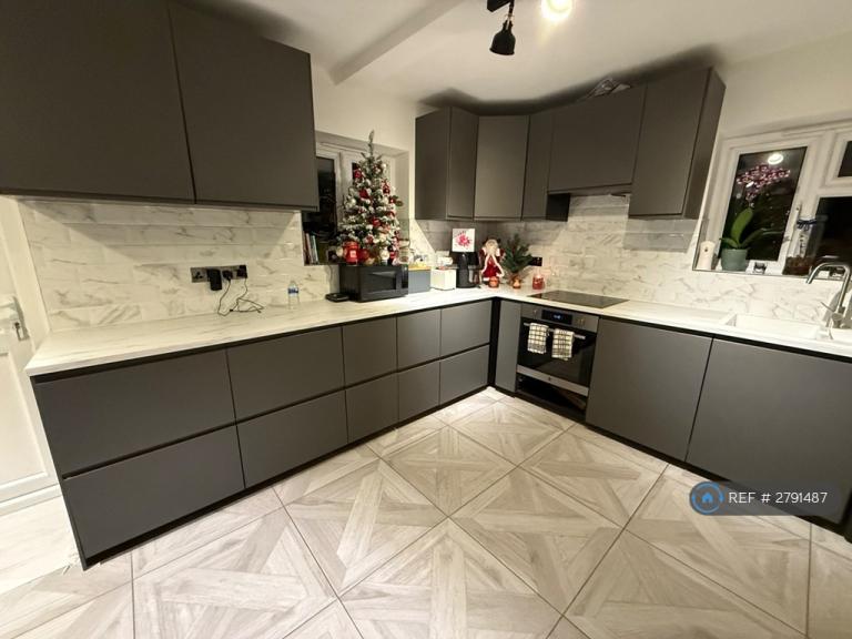 1 bedroom in Sharpley Road, Loughborough, LE11 (#2791487)