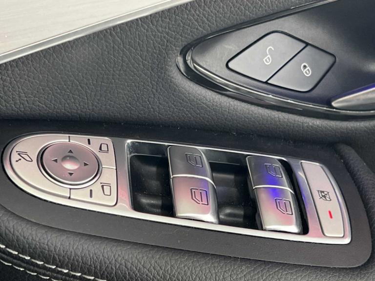 2021 Mercedes-Benz GLC 300de 4Matic AMG Line Premium 5dr 9G-Tronic SUV Plug-In Hy Automatic