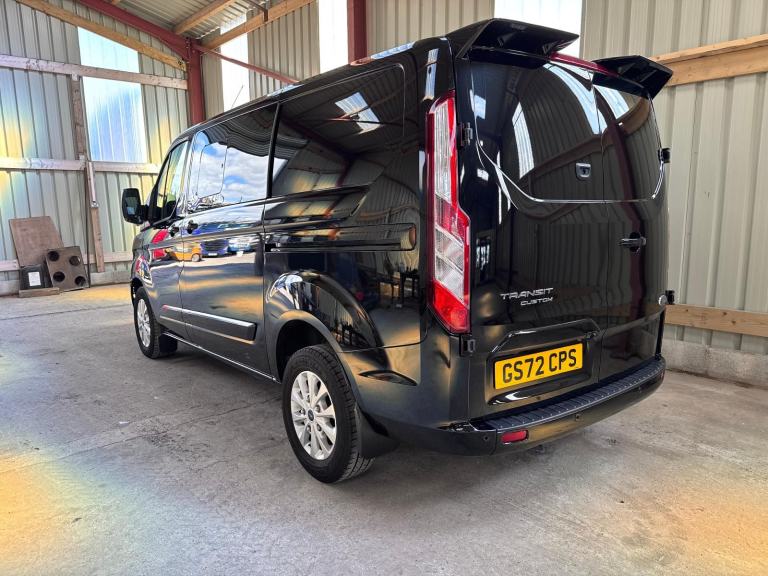 2022 Ford Transit Custom Limited Auto 170BHP Double Cab Crew Cab. FSH Carplay AC