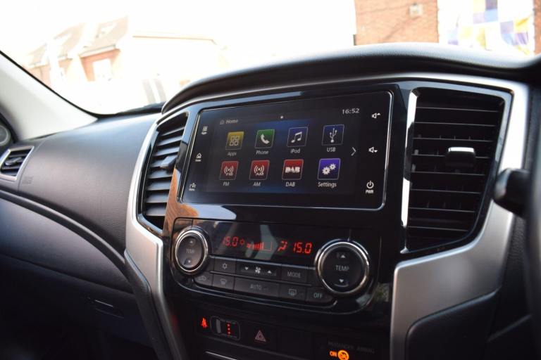 2021 Mitsubishi L200 2.2 DI-D DC Warrior 4WD Euro 6 (s/s) 4dr PICK UP Diesel Manual