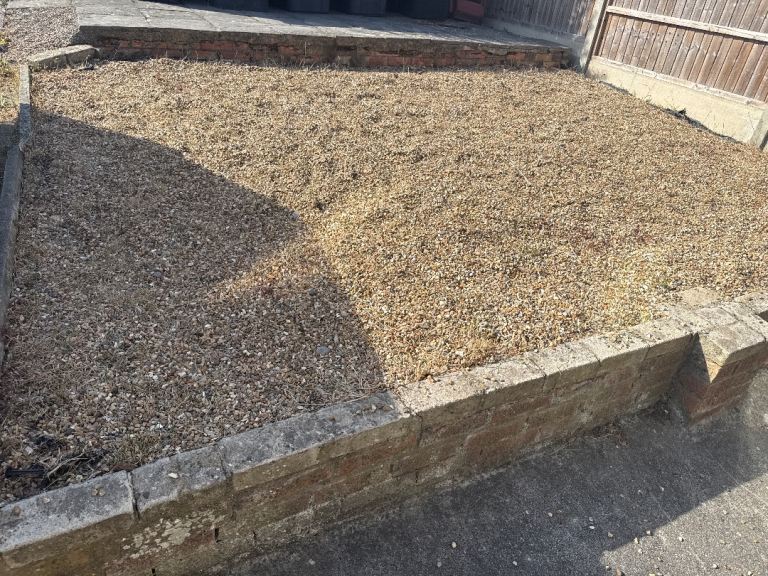 Free Garden Gravel/Pebbles – Good Condition, Ready for Collection