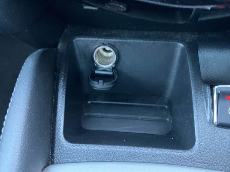 2017 Nissan Qashqai 1.5 dCi N-Connecta 5dr SUV DIESEL Manual