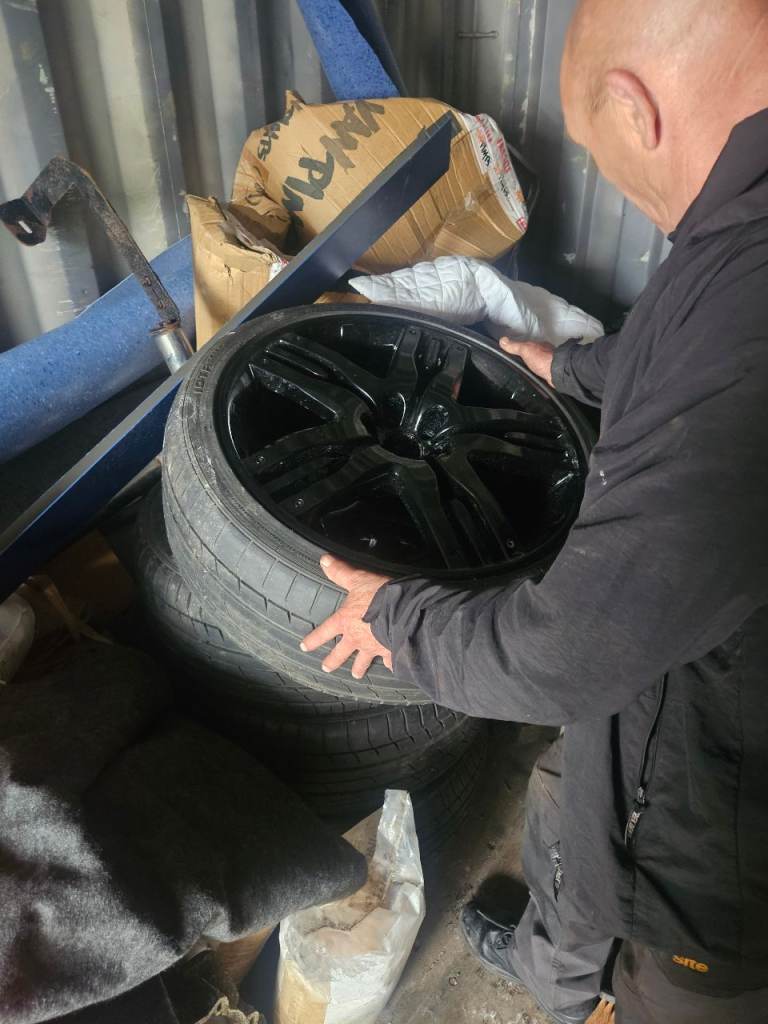range rover  overfinch  alloys 