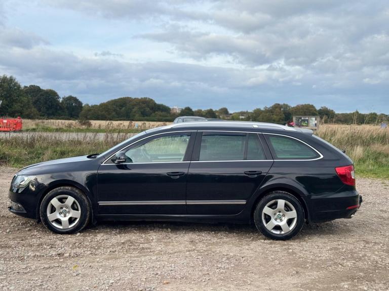 2014 Skoda Superb 2.0 TDI Elegance DSG 4WD Euro 5 (s/s) 5dr ESTATE Diesel Automatic