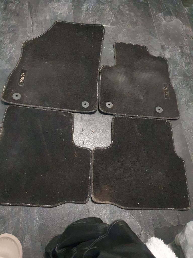 Astra K car mats