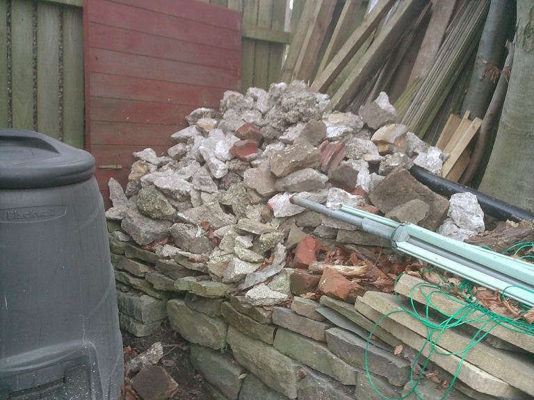 Free Broken Concrete / Aggregate 