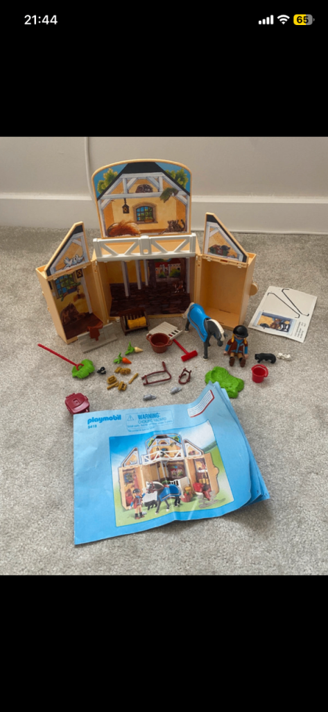 Playmobil 5418 Horse Stable Secret Box Set 🐎