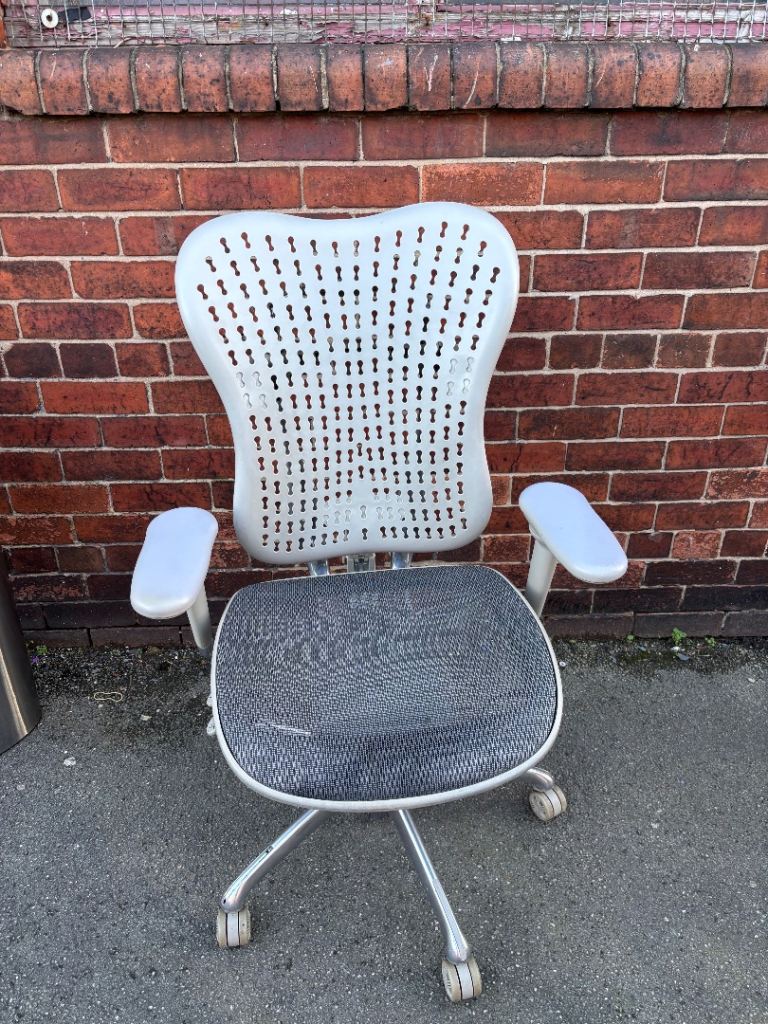 image for Herman miller office chair (10 available)