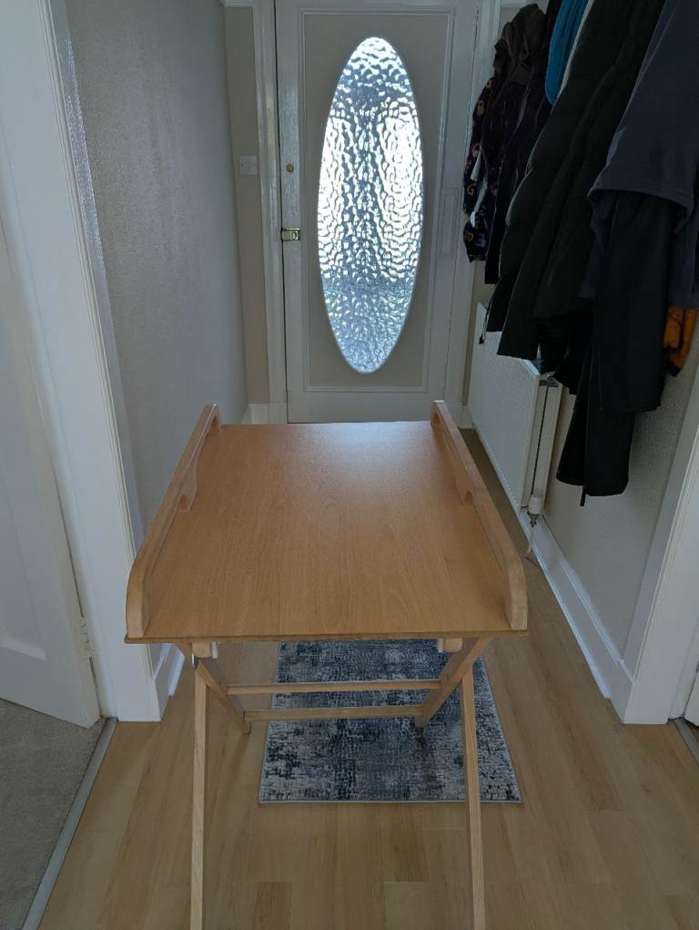 Baby changing table - Combelle