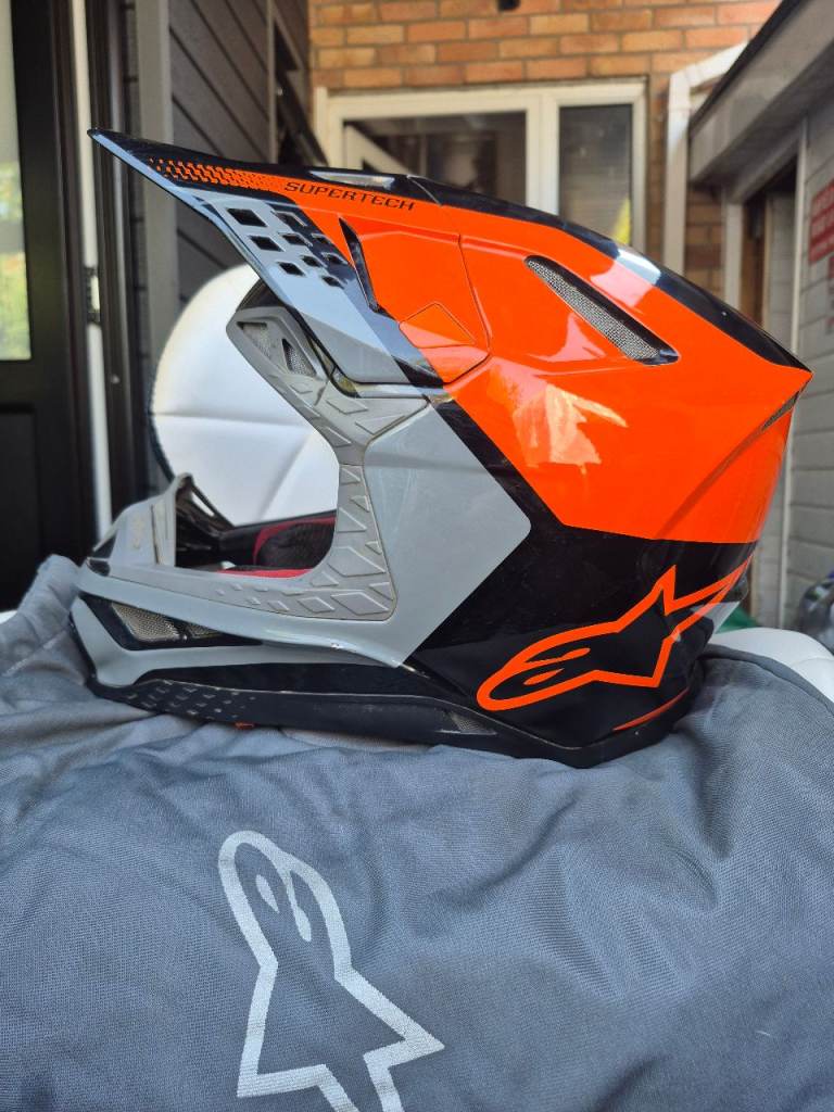 Alpinestars supertech m8 