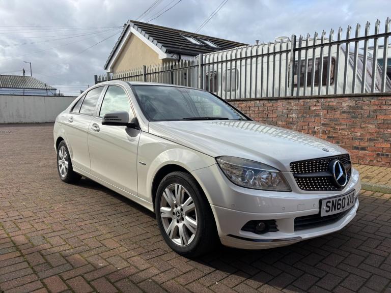 2010 Mercedes-Benz C Class C200 CDI BlueEFFICIENCY Executive SE 4dr Auto SALOON Diesel Automatic