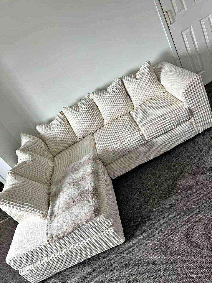 📢✔Brand New Elegant & Deluxe 3+2 Seater & Corner Luxury Dylan Sofa Suit For Sale ~ Inbox us Now🚛