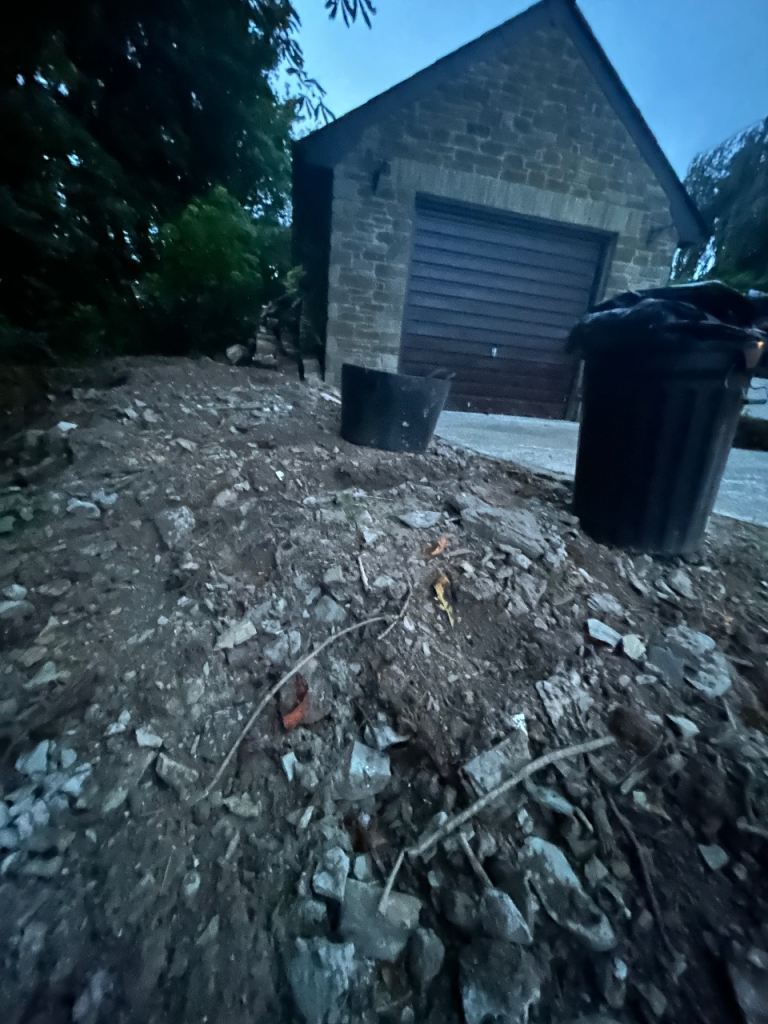 Rubble soil hardcore mix