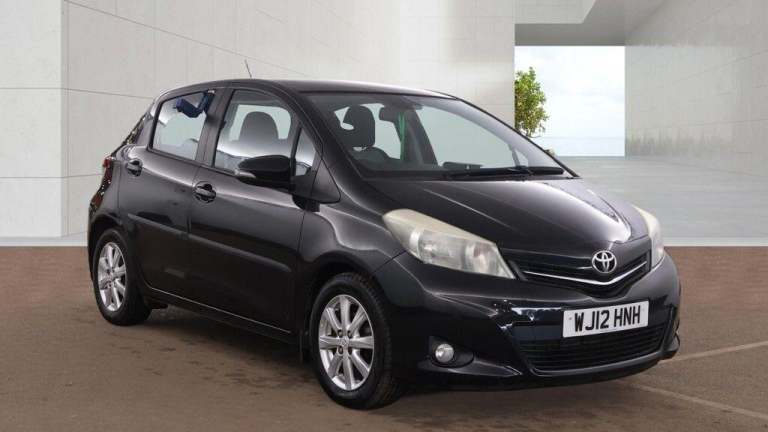 2012 Toyota Yaris 1.33 VVT-i T Spirit 5dr Multidrive S HATCHBACK PETROL Automatic