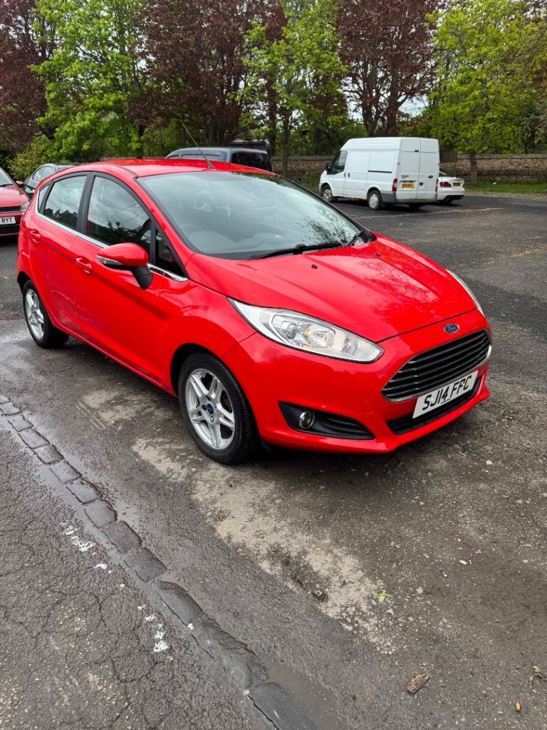 Ford, FIESTA, Hatchback, 2014, Manual, 1241 (cc), 5 doors