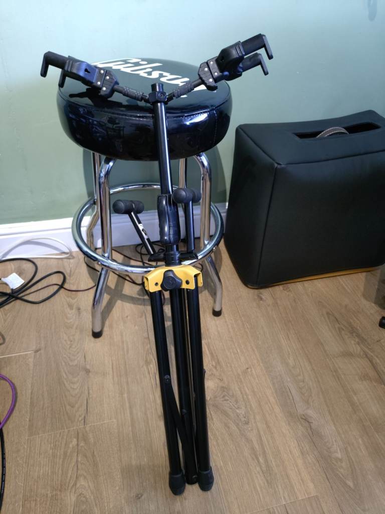 Hercules Double Guitar Stand