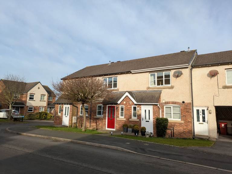 Furnished Accommodation 2 Bed House for rent