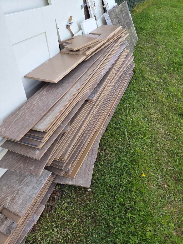 Dark Oak 12mm thick laminate flooring