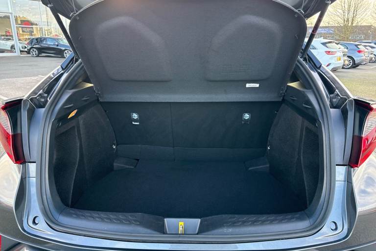 2022 Toyota C-HR 1.8 VVT-h Icon CVT Euro 6 (s/s) 5dr SUV PETROL/ELECTRIC Automatic