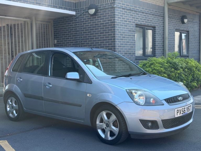 Ford fiesta 1.2 ulez free 1 yea mot