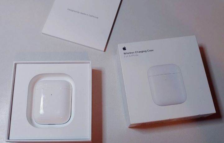 GENUINE Apple AirPods 1st 2nd Gen Wireless CHARGING CASE ONLY A1938