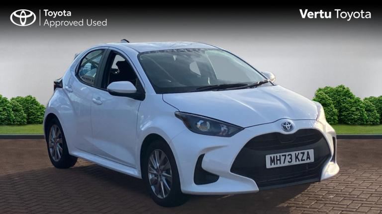 2024 Toyota Yaris 1.5 Hybrid Icon 5dr CVT Hybrid Hatchback Hatchback Hybrid Automatic