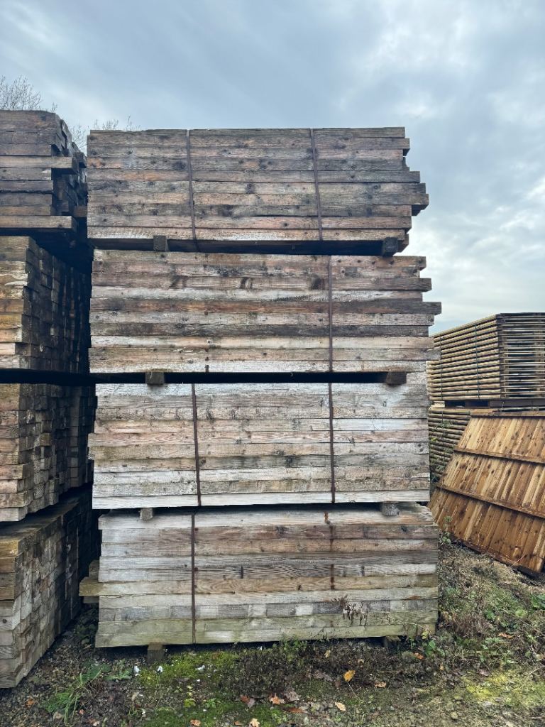 *NEW* TIMBER / WOODEN SKIDS / LENGTHS / POST