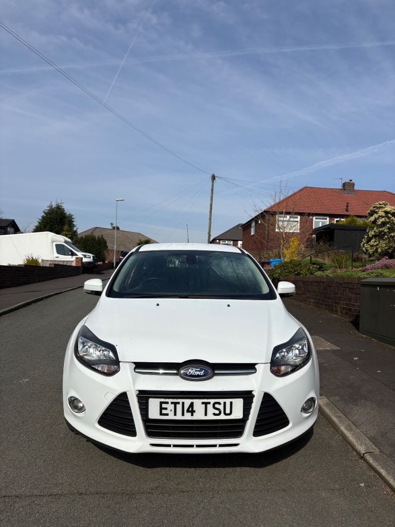 Ford, FOCUS, Hatchback, 2014, Manual, 1596 (cc), 5 doors