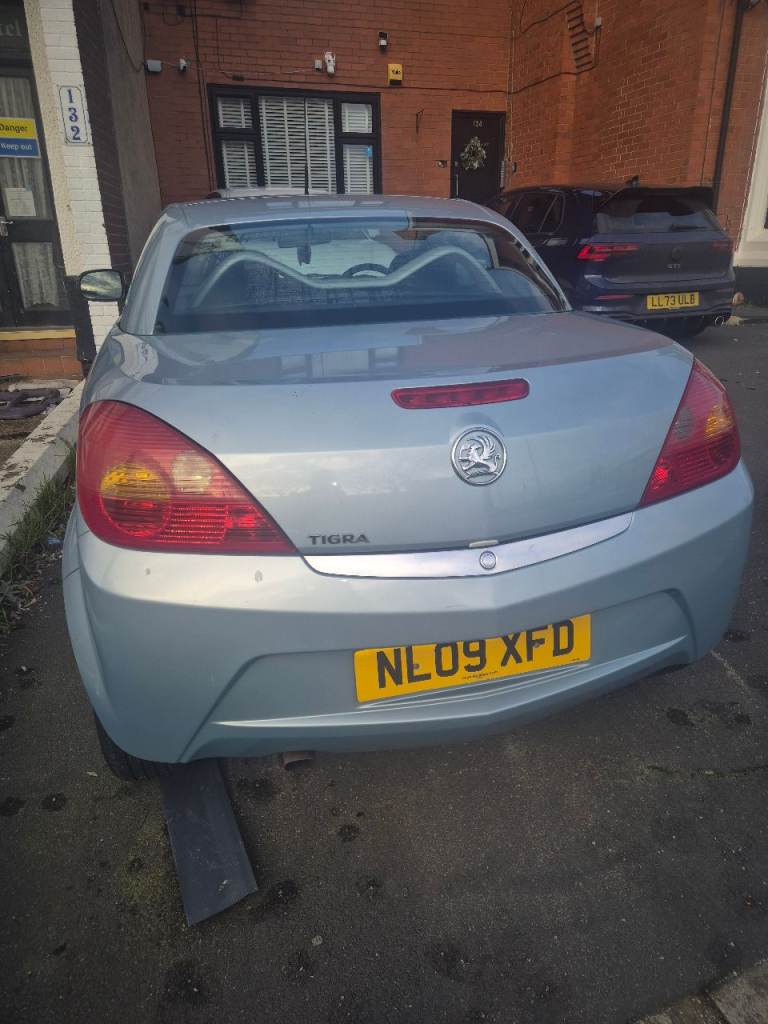 Vauxhall, TIGRA, Convertible, 2009, Manual, 1364 (cc), 2 doors