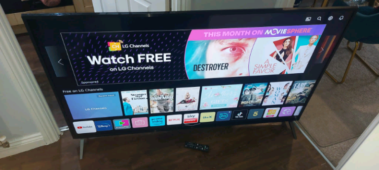 LG 65" ULTRA HD 4K HDR SMART LED TV 