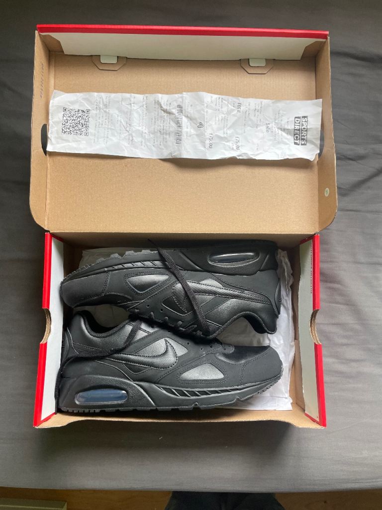 Nike Air Max Ivo Trainers - All Black, UK Size 9 (Brand new)